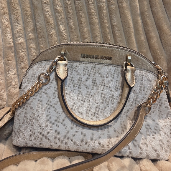 Michael Kors Gold and Cream Crossbody Bag - Picture 2 of 6
